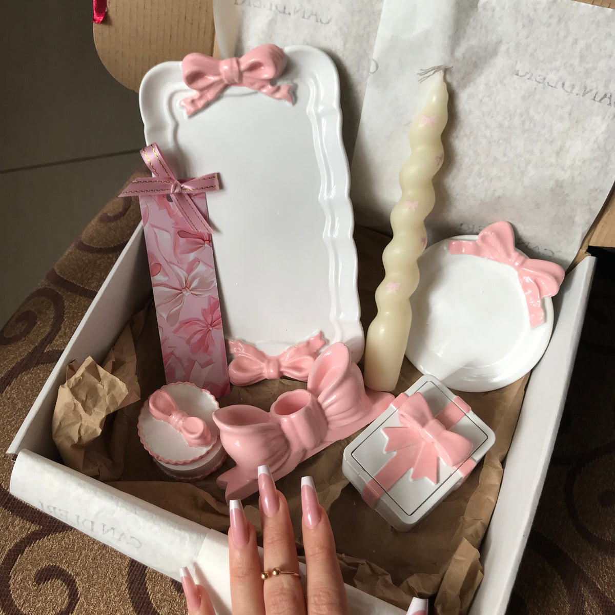 Barbie box bow