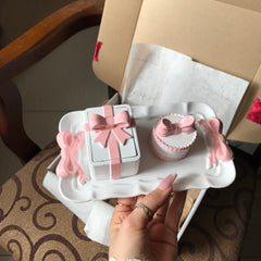 Mini bow box