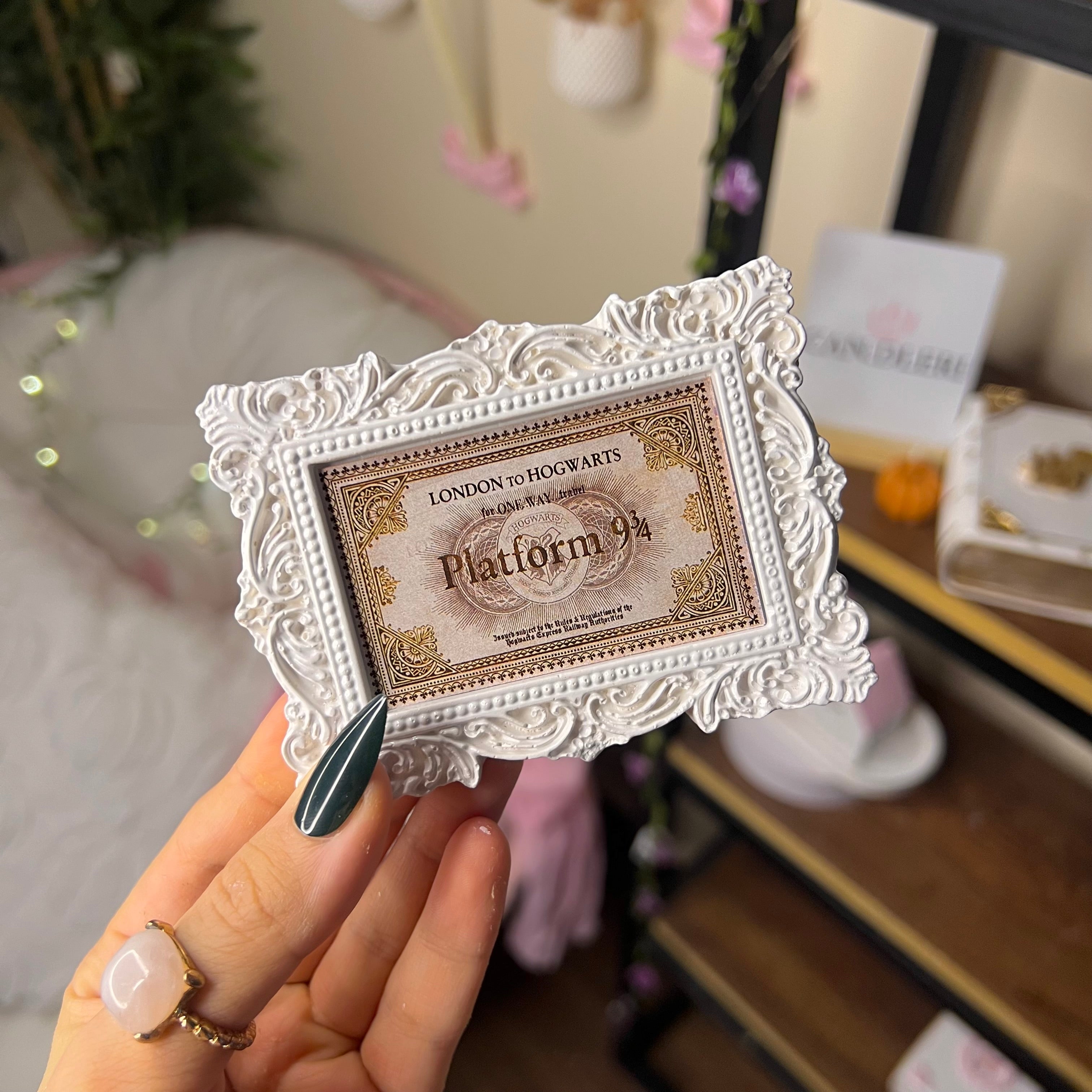 Harry Potter Vintage Frame 🪄